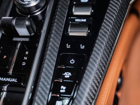 New 2026 Aston Martin V8 Vantage Coupe image 32