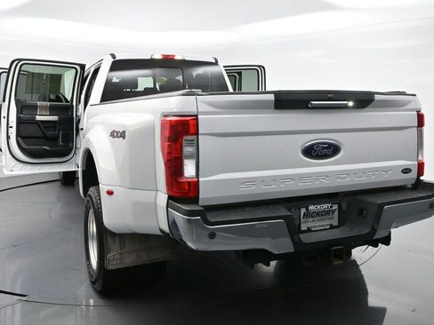Used 2017 Ford F350 Lariat AWD/4WD image 45