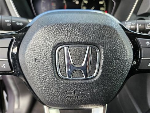 Used 2023 Honda Pilot Touring image 27