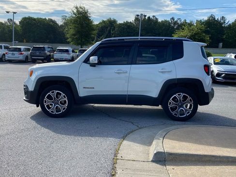 Used 2016 Jeep Renegade Limited AWD/4WD image 4