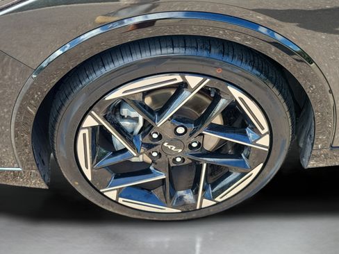 Used 2025 Kia K4 GT-Line w/ GT-Line Premium Package FWD image 27
