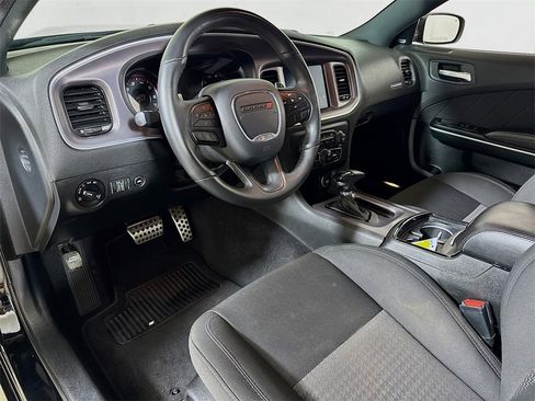 Used 2019 Dodge Charger GT w/ Blacktop Package image 7