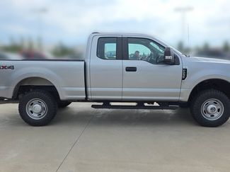Used 2022 Ford F250 XL w/ Power Equipment Group AWD/4WD video 3