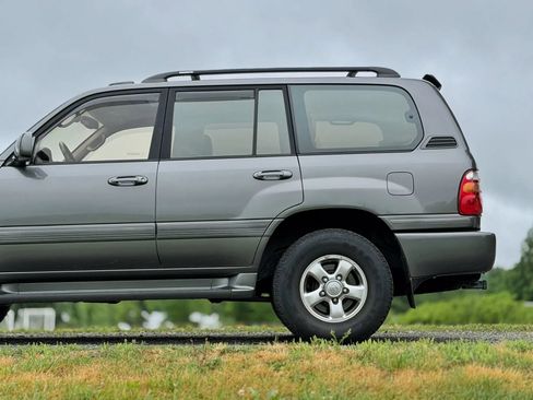 Used 2000 Toyota Land Cruiser AWD/4WD image 20