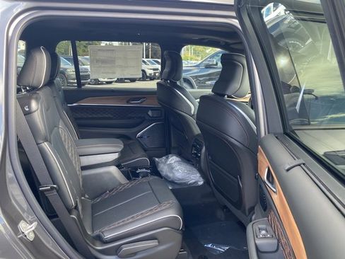 New 2025 Jeep Grand Cherokee L Summit image 33