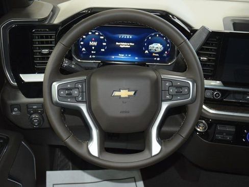 New 2026 Chevrolet Silverado 1500 LT w/ Leather Package AWD/4WD image 37