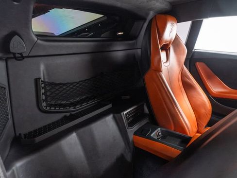 Used 2018 Lamborghini Huracan LP 610-4 AWD/4WD image 37