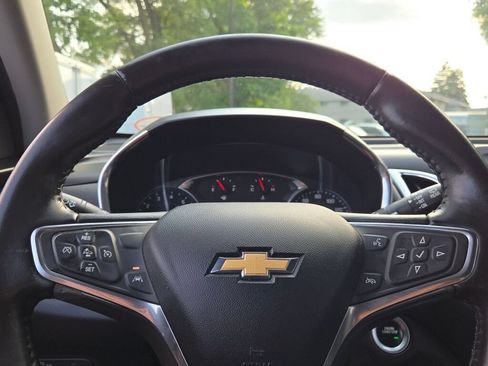 Used 2020 Chevrolet Equinox LT AWD/4WD image 35