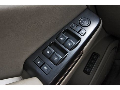 Used 2018 GMC Yukon SLT RWD image 21