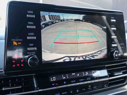 Certified 2023 Toyota Sienna XSE w/ XSE Plus Package FWD image 25