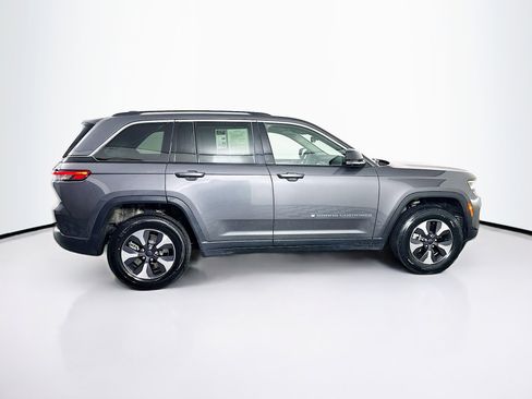 Used 2022 Jeep Grand Cherokee Limited 4xe w/ Luxury Tech Group II image 10