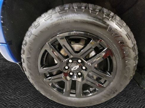 Used 2022 Chevrolet Silverado 1500 RST AWD/4WD image 11