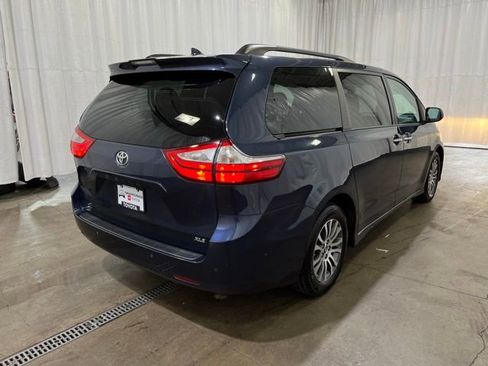 Certified 2025 Toyota Sienna XLE w/ XLE Plus Package AWD/4WD image 3