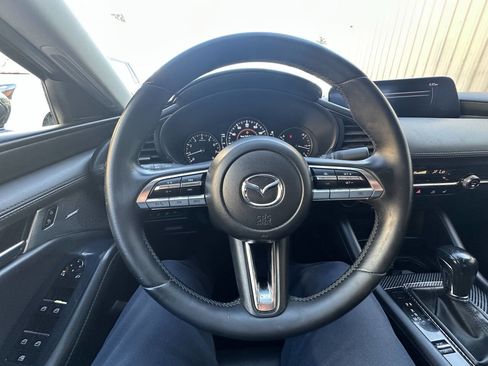 Used 2019 MAZDA MAZDA3 AWD Sedan w/ Preferred Package image 17