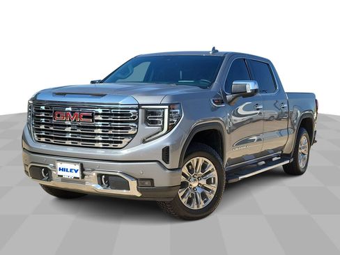 Used 2024 GMC Sierra 1500 Denali w/ Technology Package AWD/4WD image 4