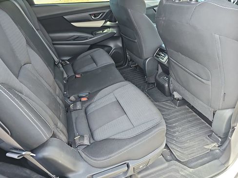 Used 2019 Subaru Ascent Premium image 12
