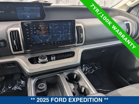 Certified 2025 Ford Expedition Active RWD image 33