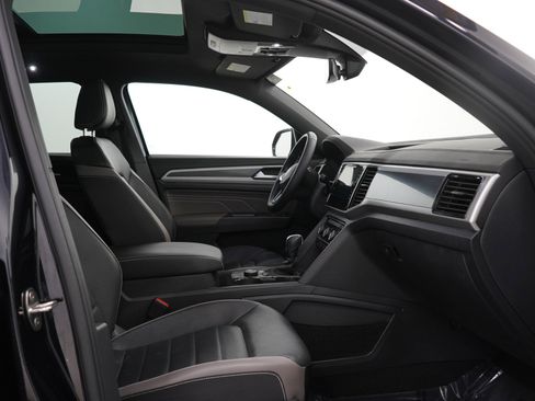 Used 2023 Volkswagen Atlas Cross Sport SEL Premium R-Line AWD/4WD image 13