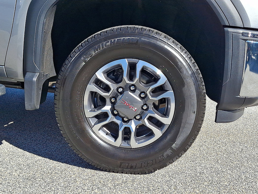 Used 2025 GMC Sierra 2500 SLE AWD/4WD image 27