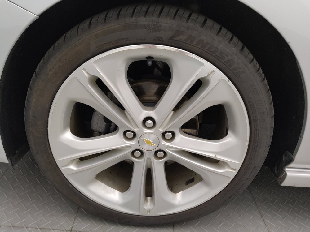 Used 2018 Chevrolet Cruze Premier w/ RS Package FWD image 31