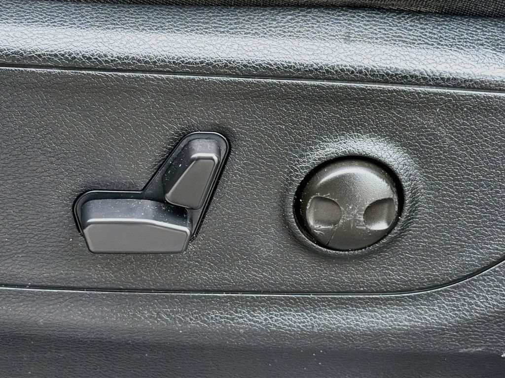 Used 2026 RAM 1500 Big Horn AWD/4WD image 22
