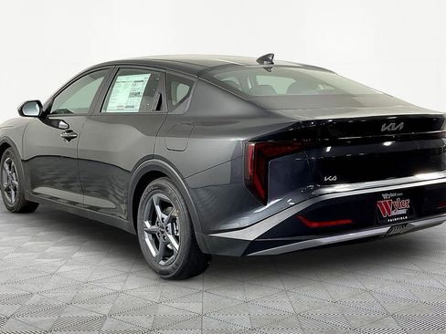 New 2026 Kia K4 LXS image 4