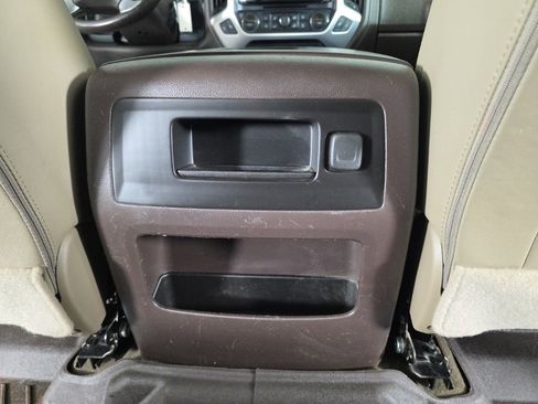 Used 2018 GMC Sierra 1500 SLT image 36