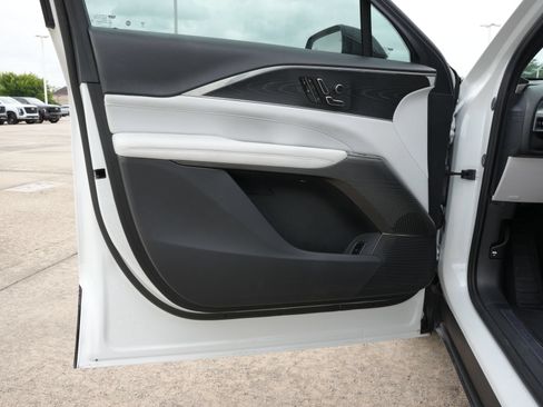 Certified 2024 Cadillac Lyriq Luxury w/ LPO, Floor Liner Package AWD/4WD image 19