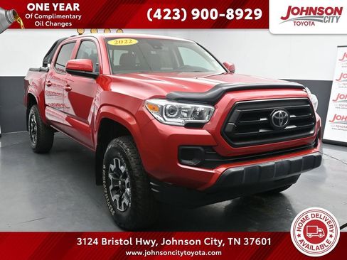 Used 2022 Toyota Tacoma SR image 1
