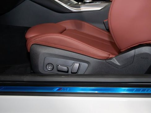 Used 2026 BMW 430i Convertible w/ M Sport Package image 17