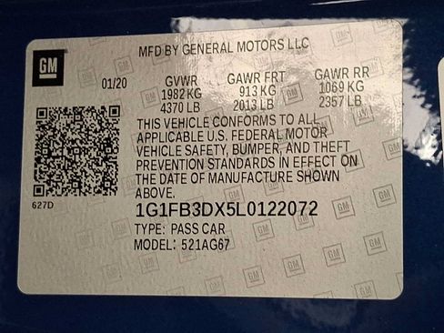 Used 2020 Chevrolet Camaro LT RWD image 24