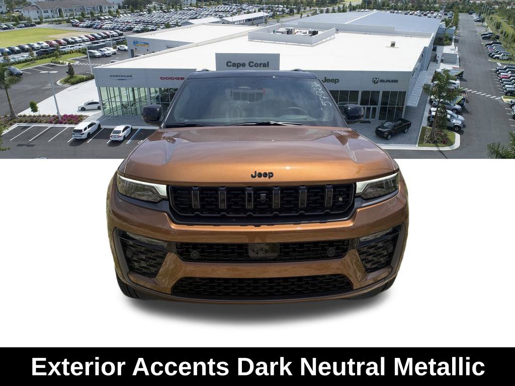 New 2026 Jeep Grand Cherokee Summit w/ Obsidian Package AWD/4WD image 7