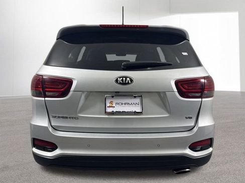 Used 2020 Kia Sorento S image 32