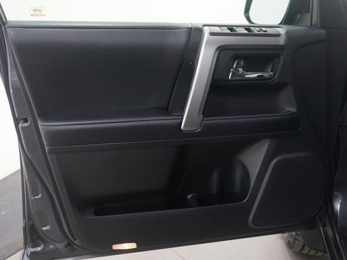 Used 2019 Toyota 4Runner SR5 Premium image 21