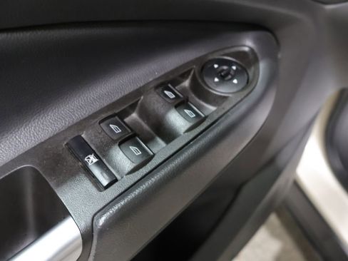 Used 2017 Ford Escape SE w/ SE Sport Appearance Package AWD/4WD image 15