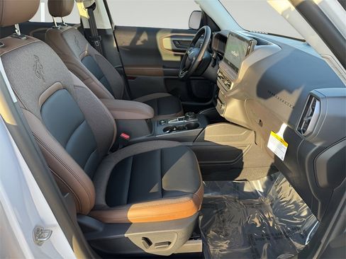 New 2025 Ford Bronco Sport Outer Banks image 15