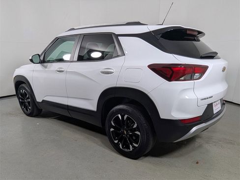 Used 2021 Chevrolet TrailBlazer LT w/ Premium Seating Package image 5