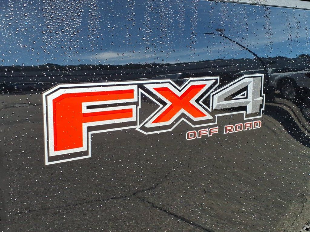 New 2026 Ford F250 Platinum w/ FX4 Off-Road Package AWD/4WD image 10