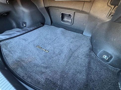 Used 2024 Lexus ES 350 Premium image 39