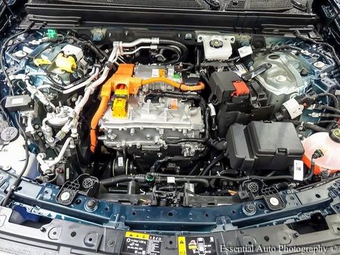 New 2025 Cadillac Lyriq Luxury w/ LPO, Floor Liner Package image 8