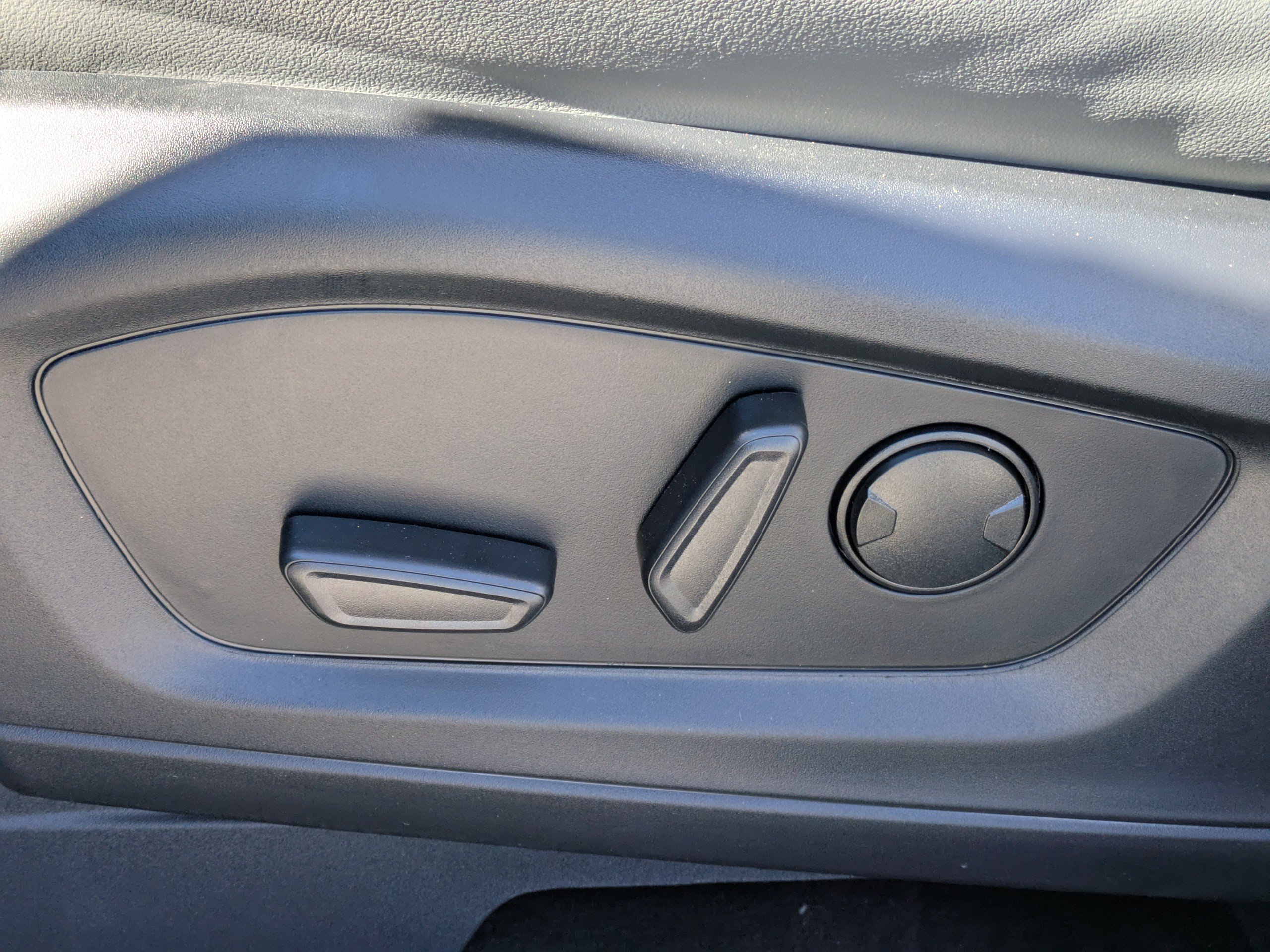 New 2026 Ford Explorer Active w/ Active Comfort Package RWD image 27