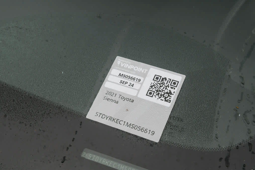 Used 2021 Toyota Sienna XLE FWD image 29
