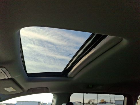 Used 2024 Honda Odyssey EX-L image 17