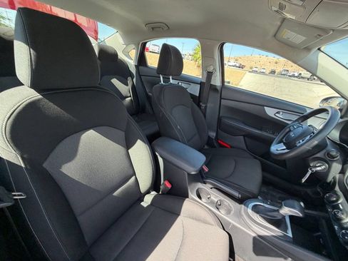Used 2024 Kia Forte LXS FWD image 14
