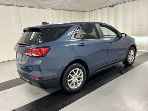 Used 2024 Chevrolet Equinox LT w/ LPO, Floor Liner Package FWD image 2