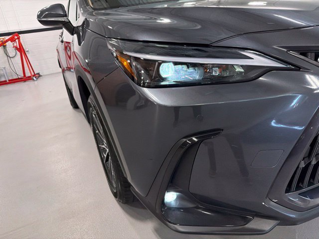 Used 2024 Lexus NX 350h AWD image 35