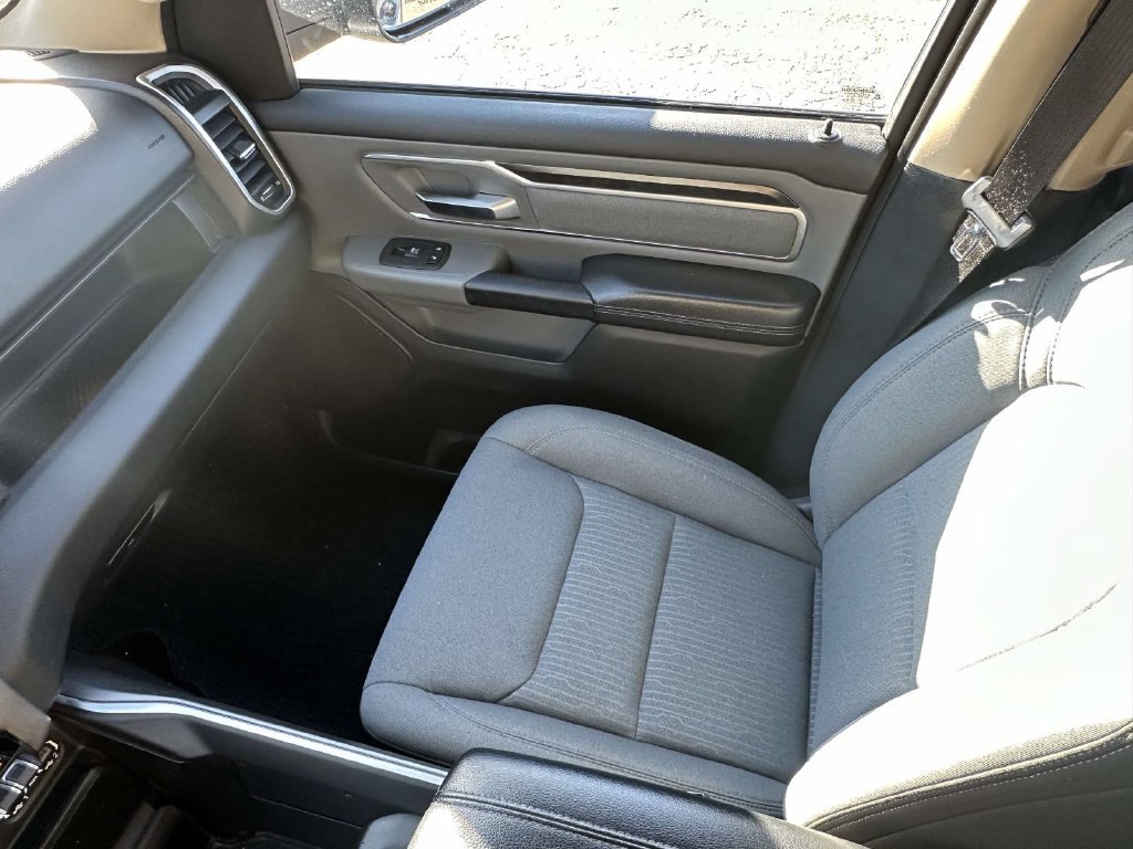 Used 2019 RAM 1500 Big Horn AWD/4WD image 33