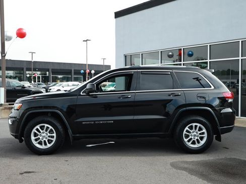Used 2020 Jeep Grand Cherokee Laredo RWD image 9