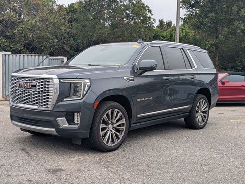 Used 2021 GMC Yukon Denali w/ Denali Premium Package image 1