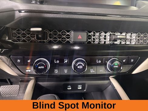 Used 2025 Honda Accord Touring image 18